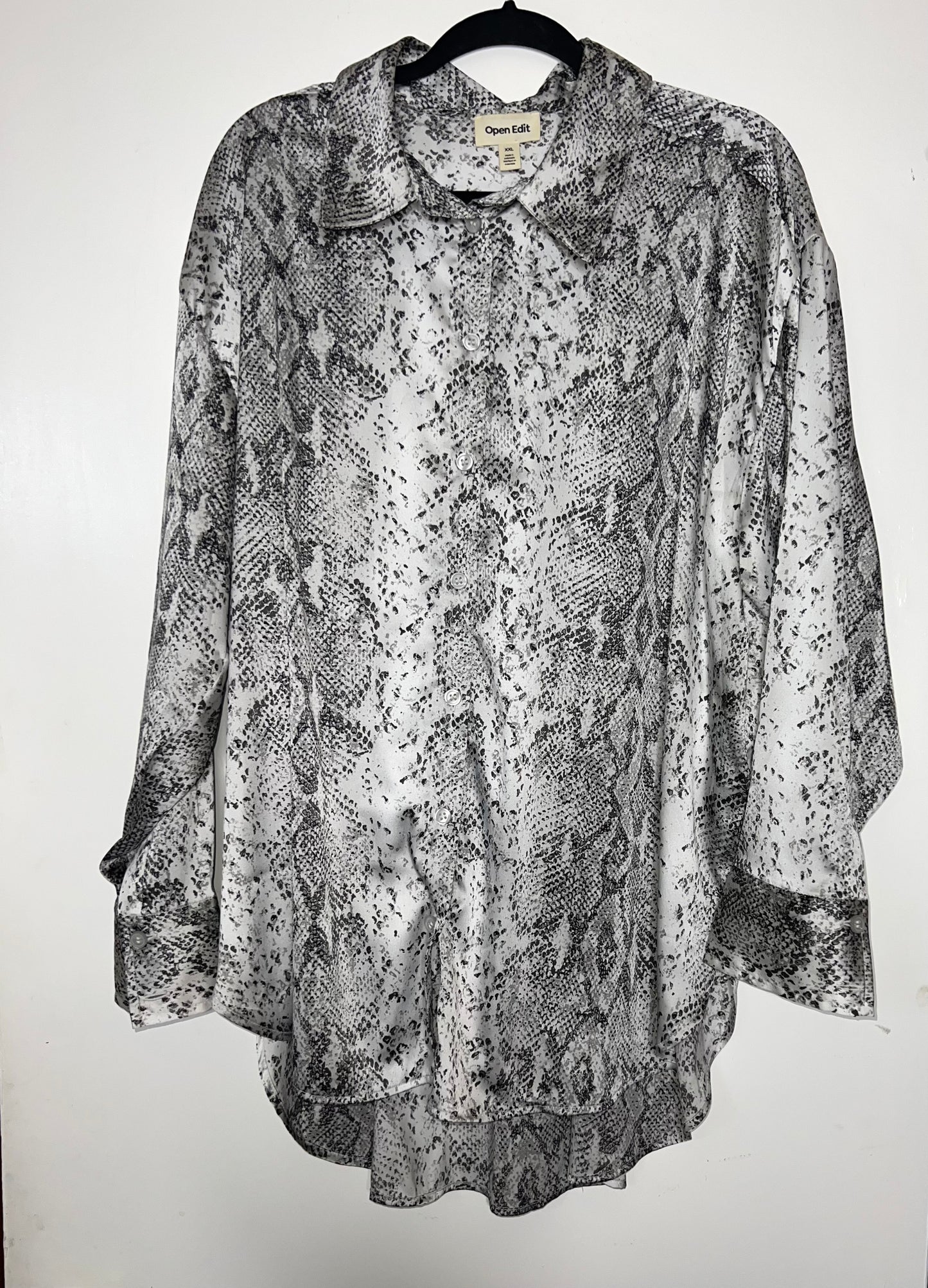 Snake Skin Buttoned Blouse
