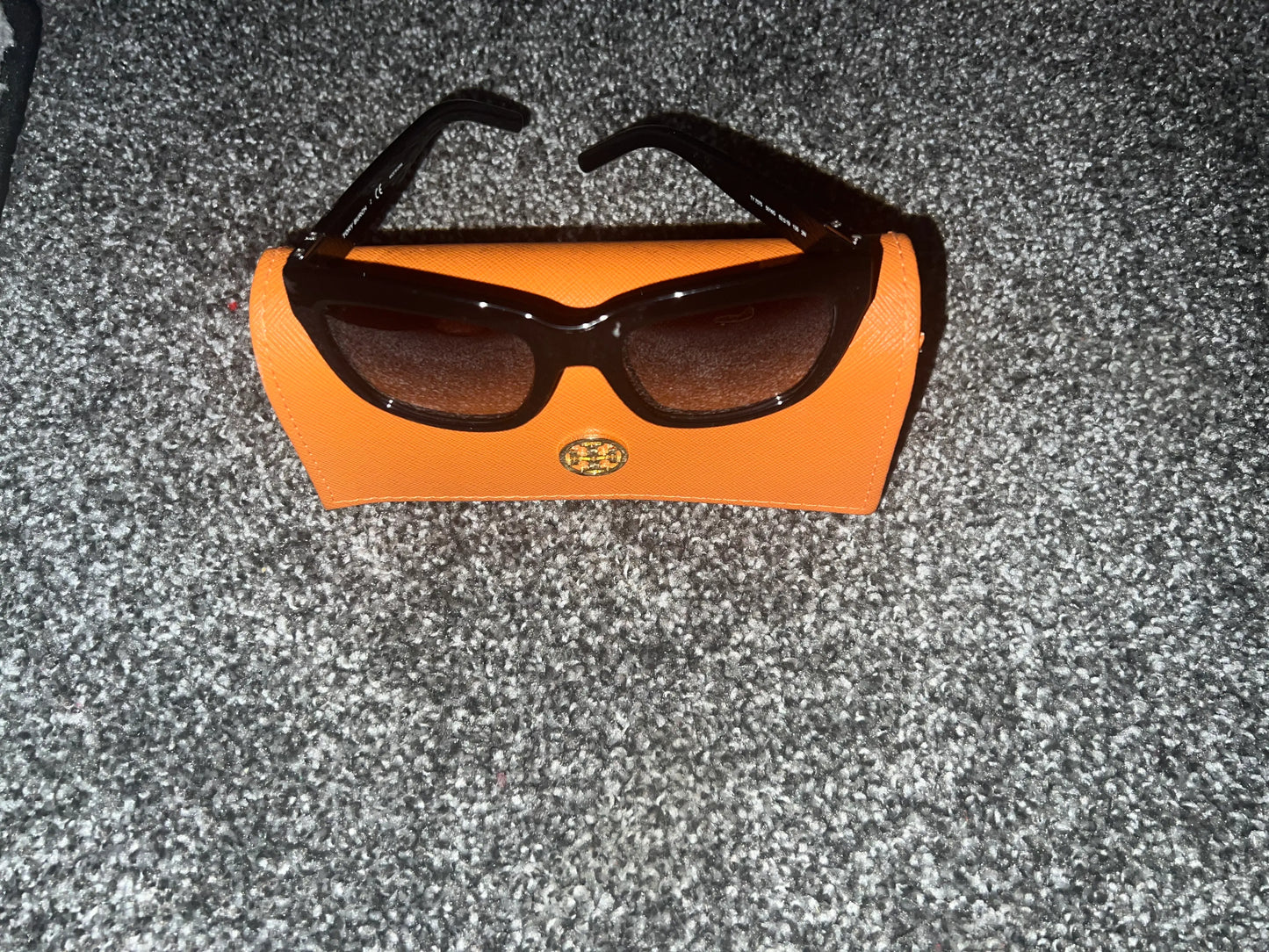 Tory Burch Women Sunglasses with Case